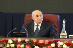 الرئيس تبون يكشف.. 97 موقعا إلكترونيا يهاجم الجزائر من دول الجيران باستثناء تونس