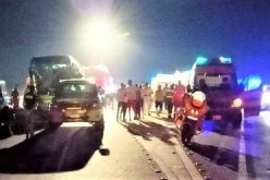 مقتل 12 شخصا وإصابة العشرات في إنقلاب حافلة بمصر