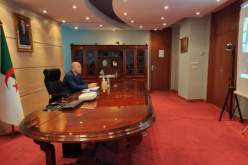 الوزير الأول يتحادث مع فريق من صندوق النقد الدولي حول القيم الاجمالية للإقتصاد الكلي والميزانية