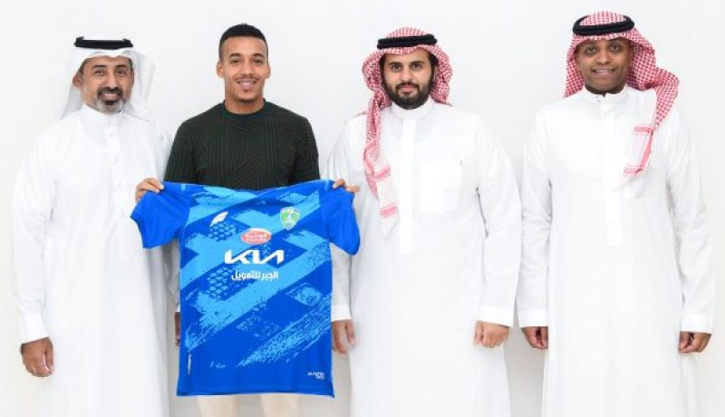 إدارة نادي الفتح تجدد عقد بن دبكة