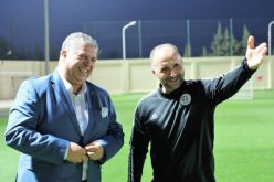 عمارة: “بلماضي من حقه انتقاد أرضية الملعب والمطالبة بتحسينها”