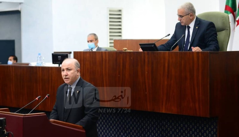 الوزير الأول.. “من الإجحاف إعطاء صورة سوداوية تضر ببلادنا”