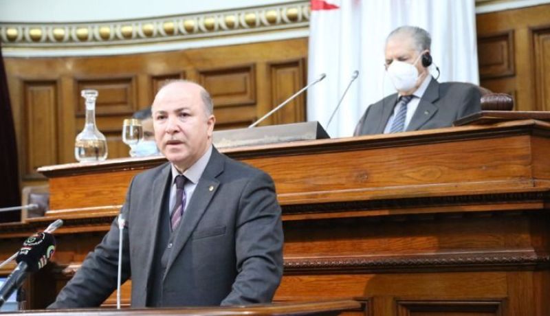 أعضاء مجلس الأمة يصادقون بالإجماع على مخطط عمل الحكومة
