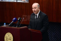 الوزير الأول يؤكد على ضرورة رفع التحديات لضمان حياة كريمة للمواطن