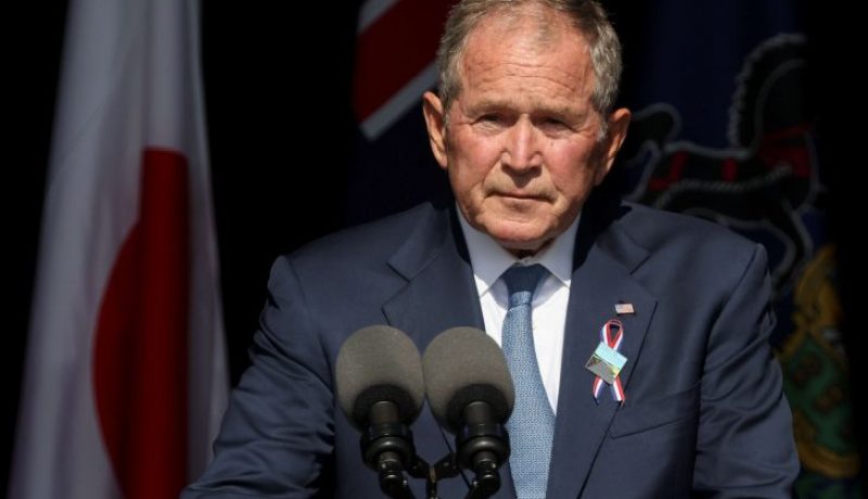 جندي أمريكي يطلب من “جورج بوش” الإعتذار عن مقتل مليون عراقي