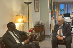 وزير الخارجية يجري مباحثات مع نظيره المالي