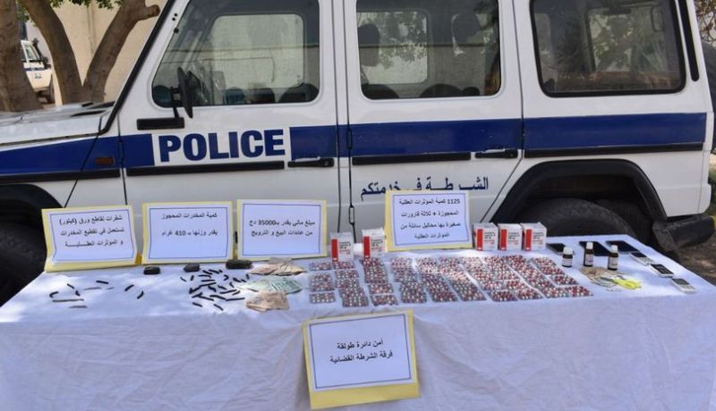 بسكرة..الإطاحة بمروجي المخدرات وحجز 1125قرص مهلوس