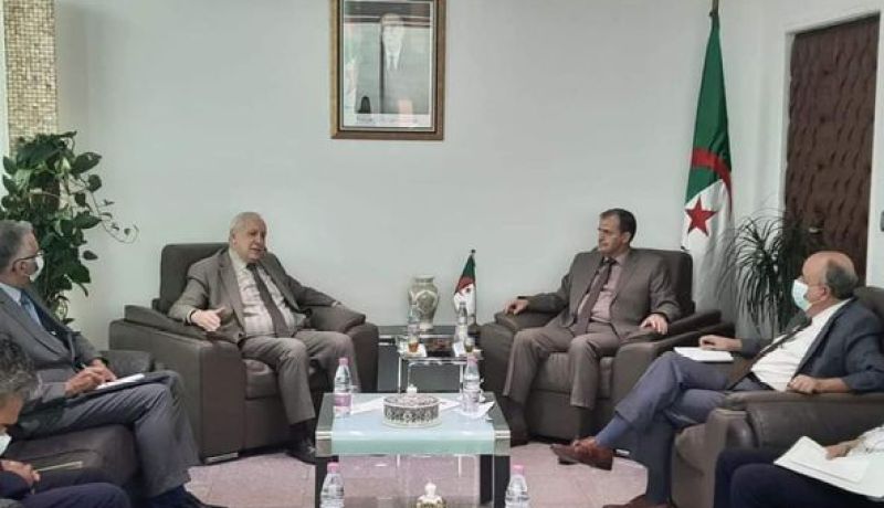رزيق: إمكانية تنظيم تظاهرة تجارية لترويج المنتجات المحلية بباريس