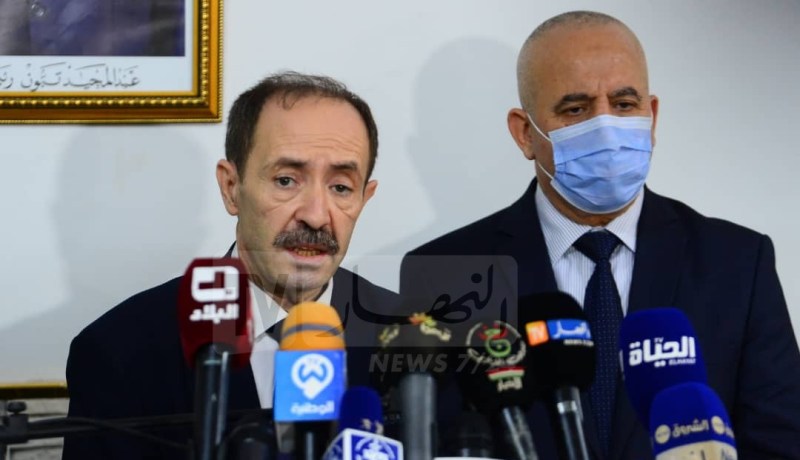 وزير التربية: أجلنا الدخول المدرسي لتلقيح أكبر عدد ممكن من منتسبي القطاع