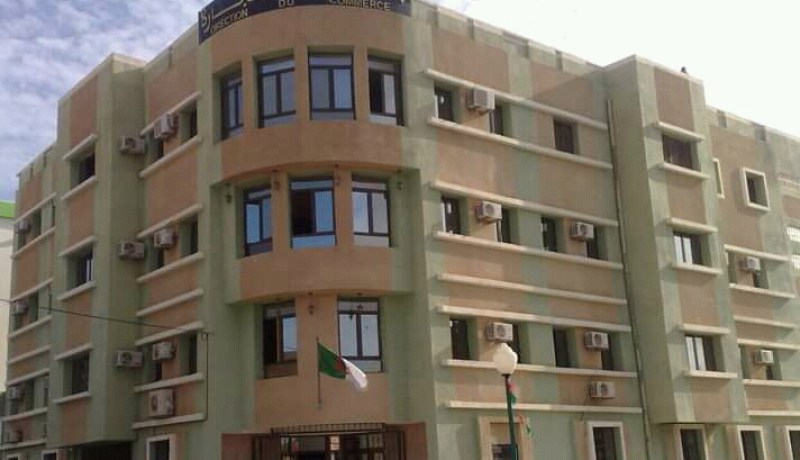 الشلف: مواطنون يطالبون بفتح تحقيق حول إختفاء مادة الزيت من المحلات!