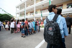 لجنة وزارية للتكفل بمسألة ثقل المحفظة المدرسية