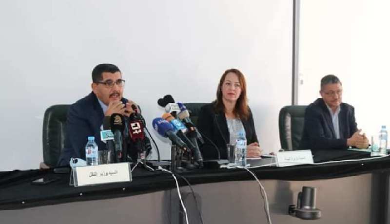 بكاي يشارك في مراسم تنصيب اللجنة الوزارية المشتركة المكلفة بدراسة مشروع نقل النفايات المنزلية