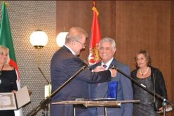 منح وسام التعايش لسفير الجزائر بصربيا