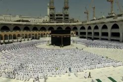 أول صلاة جمعة في المسجد الحرام دون تباعد