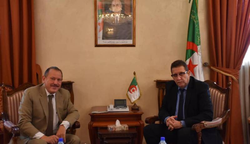 وزير الفلاحة يستقبل السفير الجزائري الجديد بموسكو