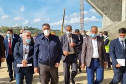 خلال زيارته التفقدية الثانية.. بلعريبي يعاين الأشغال بملعب براقي