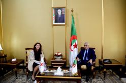 وزير العدل يستقبل الممثلة الدائمة للجنة الدولية للصليب الأحمر بالجزائر