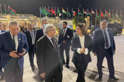 لعمامرة يغادر مطار معيتيقة بعد مشاركته في “مؤتمر استقرار ليبيا”