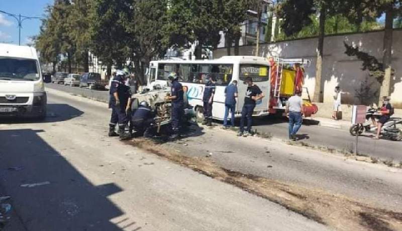 بجاية: 4 جرحى في حادثي مرور وسط المدينة