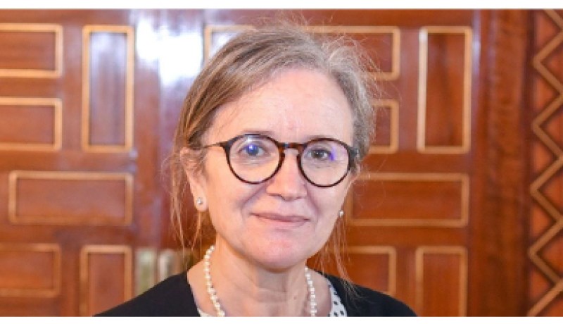 تونس: أول رئيسة وزراء بتاريخ العرب تؤدي اليمين الدستورية مع حكومتها