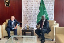 تصفية الاستعمار محور جلسة عمل لعمامرة مع رئيس مفوضية الاتحاد الافريقي