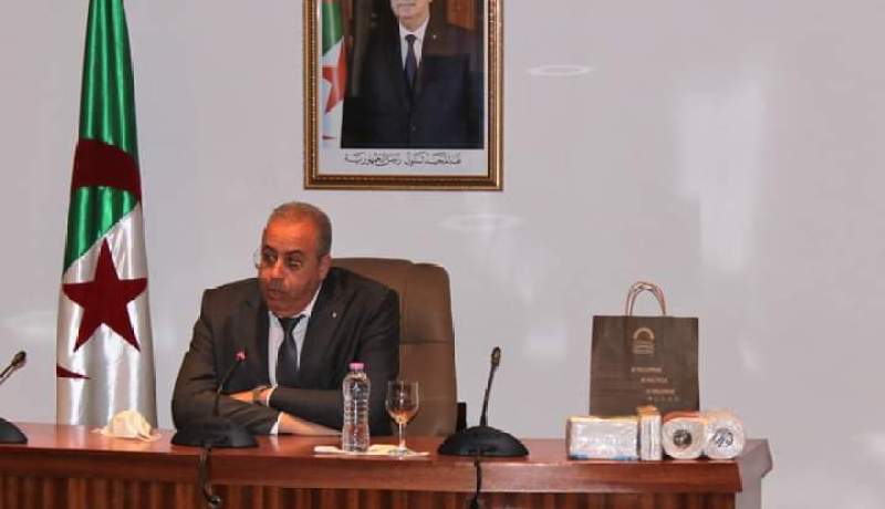 وزارة الصناعة تطلق مشروع رسكلة الأوراق المستعملة