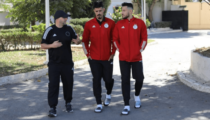 بالصور.. رفقاء محرز يجرون جولة استرخائية قبل مواجهة النيجر