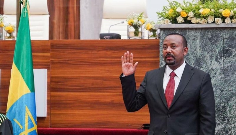أبي أحمد يؤدي اليمين الدستورية لولاية ثانية