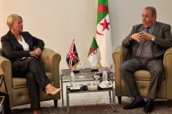 وزير الصناعة يبحث تعزيز التعاون الصناعي مع بريطانيا