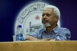 روائي تنزاني يفوز بجائزة نوبل للأدب