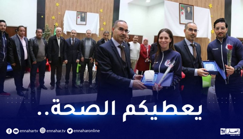 وزير الرياضة يُكرم سيدات الأبيار لكرة اليد نظير تألقهن في البطولة العربية