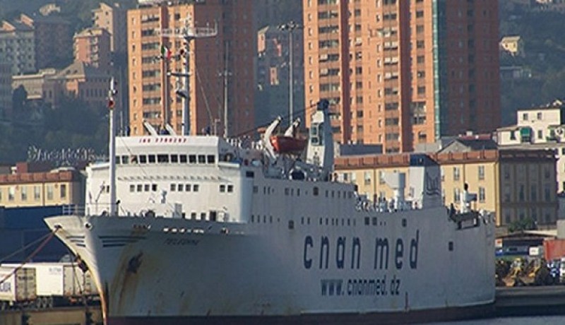 رفع الحجز على سفينتين تابعتين للشركة الوطنية للملاحة البحرية متوسط