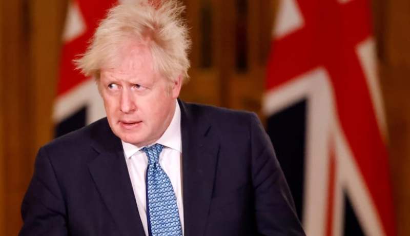 بالفيديو.. رئيس الوزراء البريطاني يتعرض لموقف محرج على المباشر