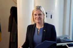 رئيسة وزراء السويد تستقيل بعد ساعات من تعيينها