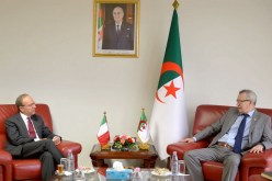 بلحيمر يبحث تسهيل تنقلات الصحفيين بين الجزائر وإيطاليا