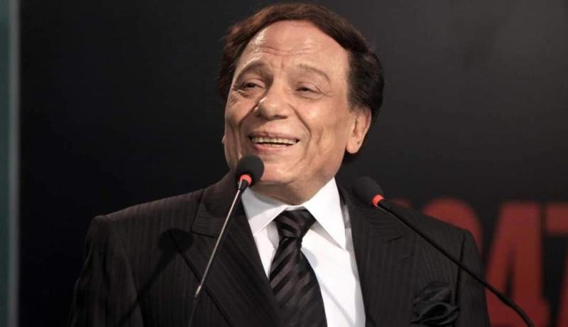 إعتزال الزعيم ومرضه.. شقيق الفنان يحسم الجدل