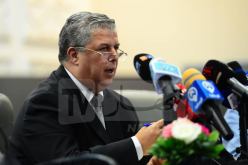 عمارة “الفيفا والكاف قد يعاقبان المنتخب الوطني لهذا السبب”