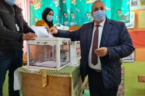 وزير الصناعة.. المواطن هو الذي يقوم بالتغيير