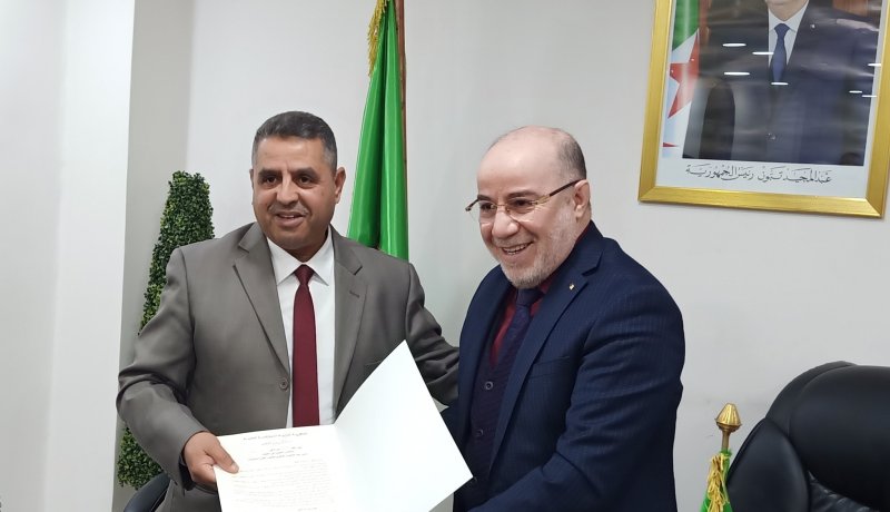 تنصيب أحمد سليماني مديرا عاما للديوان الوطني للحج والعمرة