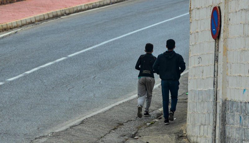 سيتم طردهما من إسبانيا.. اعتقال جزائريين في أليكانت بتهمة الاعتداء والسرقة