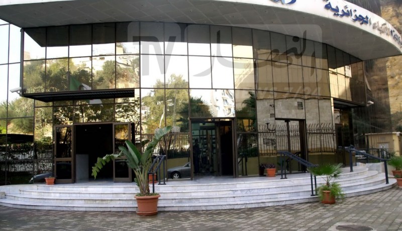 الوزير الأول: مراجعة القانون الأساسي لوكالة الأنباء الجزائرية وتحيينه