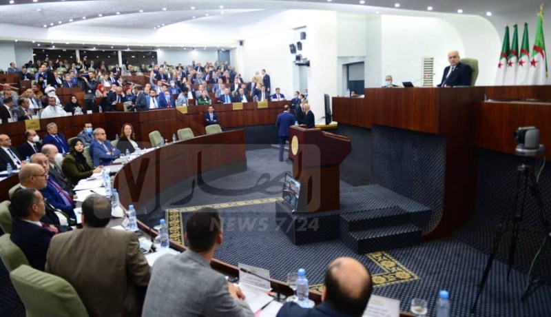 البرلمان يرفض تمرير المادة 12 المتعلقة بالضريبة من المنبع لأسرة الدفاع