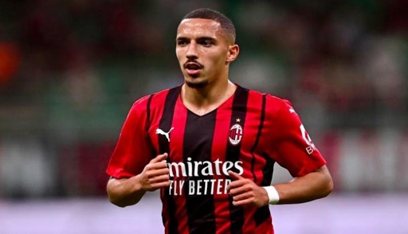 بن ناصر أساسيا رفقة الميلان في مواجهة بورتو