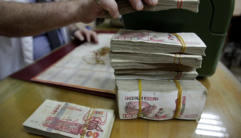 تمديد إجراء تخفيض نسبة الفوائد على القروض إلى غاية نهاية السنة