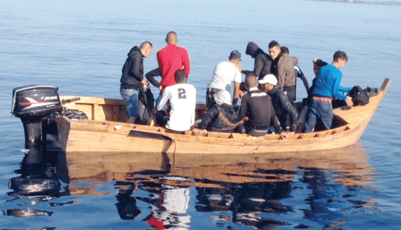 هكذا هرّب “الفرولة” ومسيّر وكالة سيارات 15 “حراڤ” من سكيكدة إلى أوروبا مرورا بليبيا