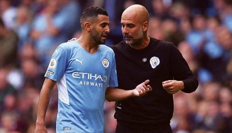 محرز يغيب عن التشكيلة الأساسية للستي في مواجهة افرتون