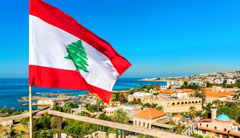 البحرين تدعو جاليتها في لبنان إلى مغادرتها فورا
