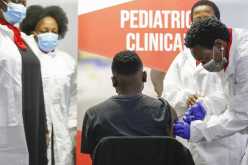 جنوب افريقيا..تراجع عدد الإصابات في بؤرة تفشي  متحور “أوميكرون”