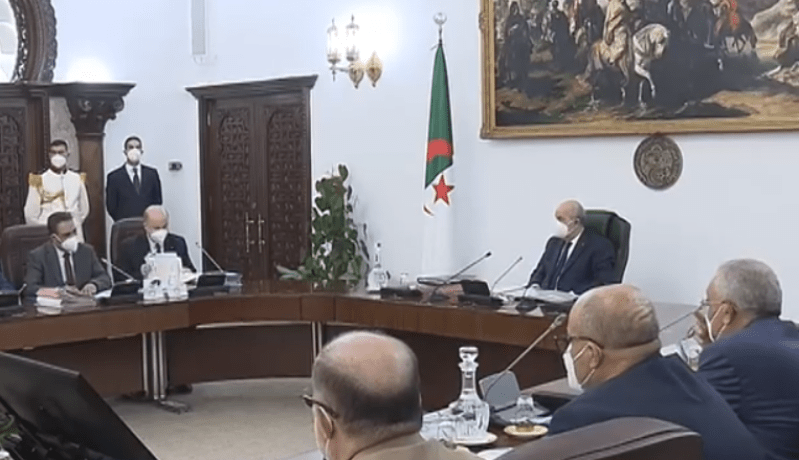رئيس الجمهورية يأمر بتشكيل فريق عمل لمراجعة القانون التجاري