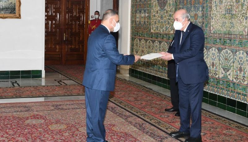 رئيس الجمهورية يتسلم أوراق إعتماد سفيرين جديدين لدى الجزائر